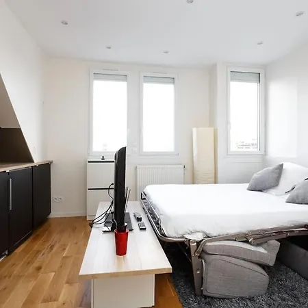 Studio Haut De Gamme Proche Des Champs-elysees *